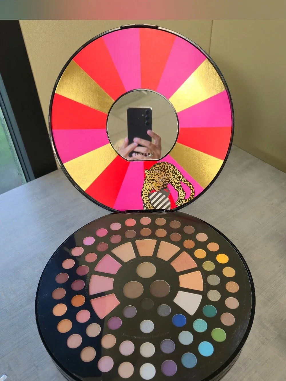 Sephora Wild Wishes Eyeshadow & Lip Palette — Pink, Red, Gold, Brown